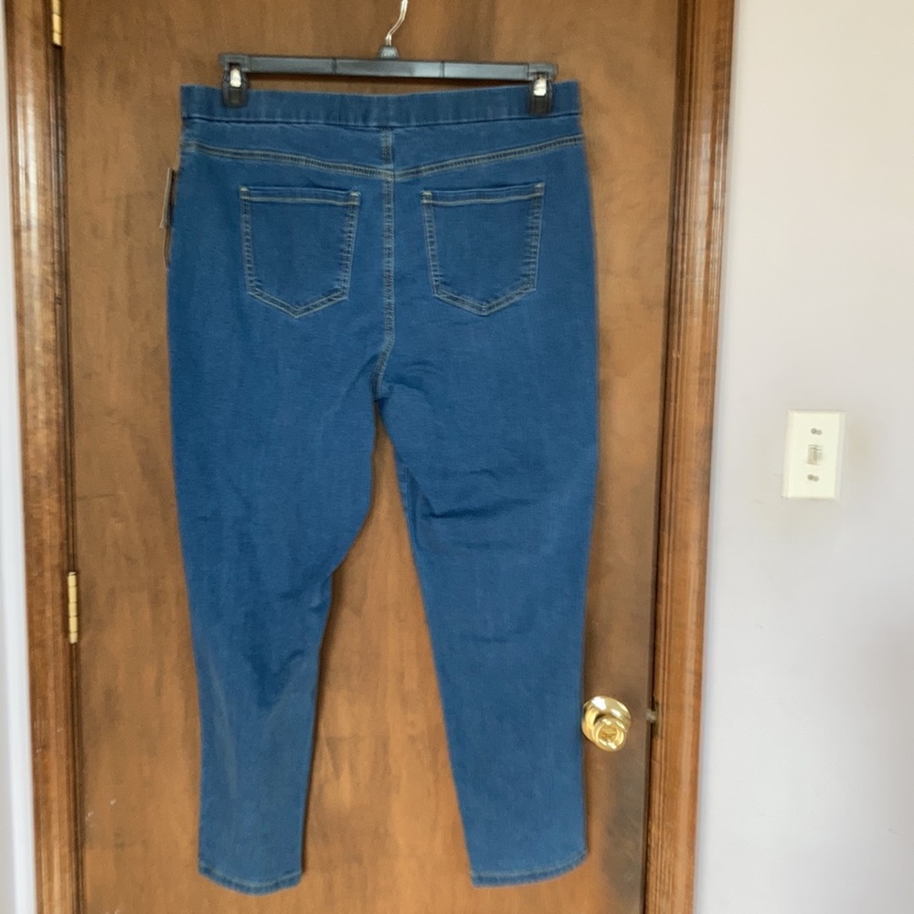 Architect pull on medium wash jean with stretch 1X - Picture 7 of 17
